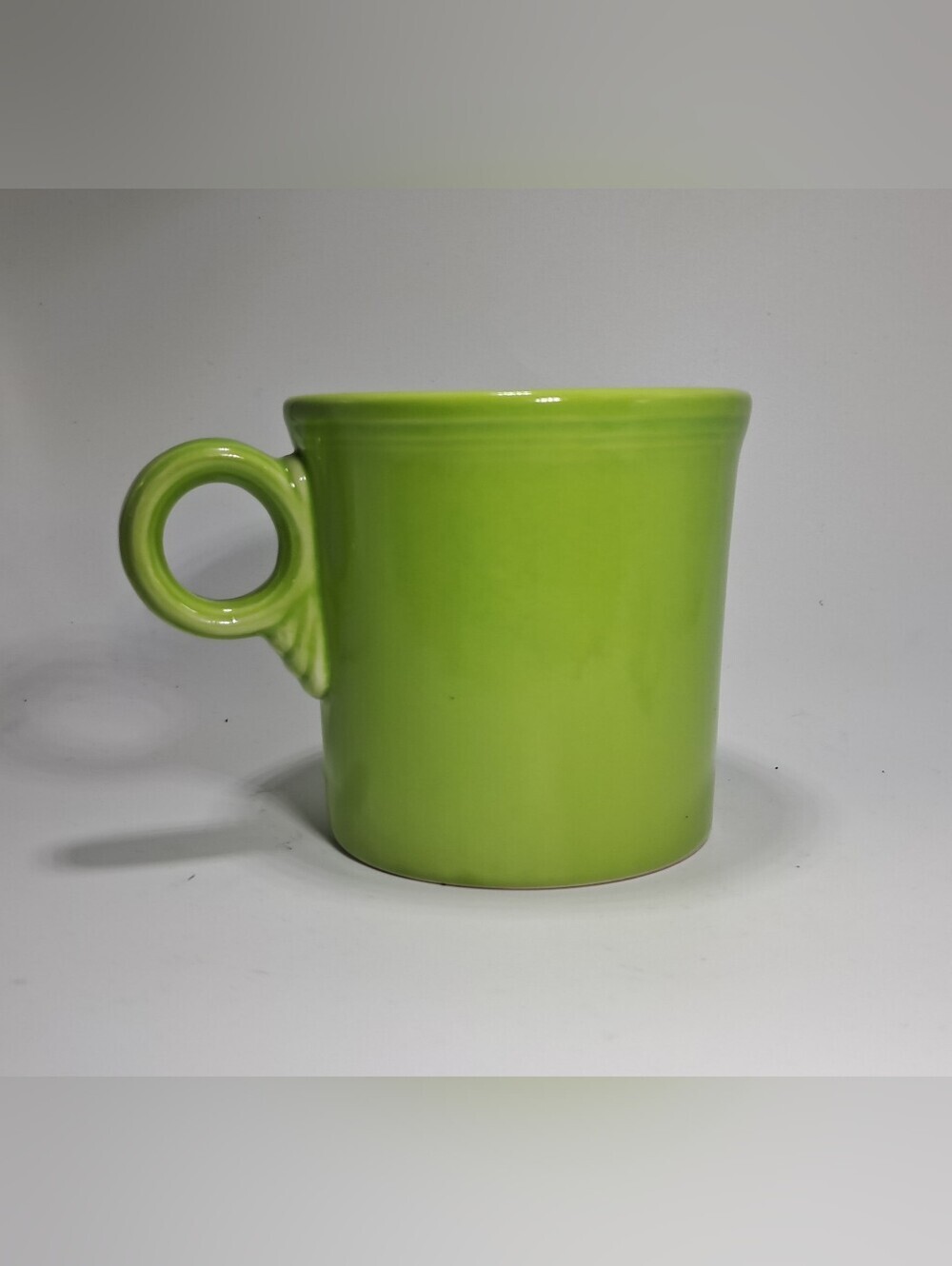 Vintage Fiesta Chartreuse Classic Ring Handle Mug (Retired 1997–1999) - Picture 1 of 7